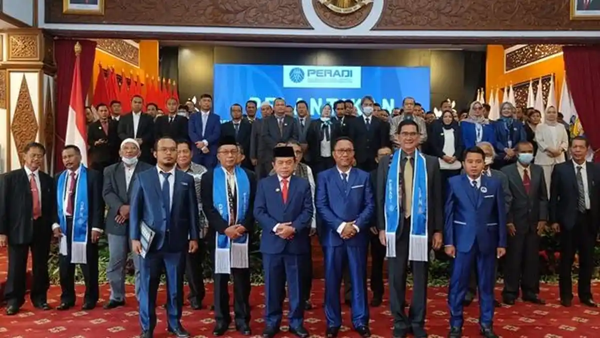 Struktur Organisasi PERADI JATIM
